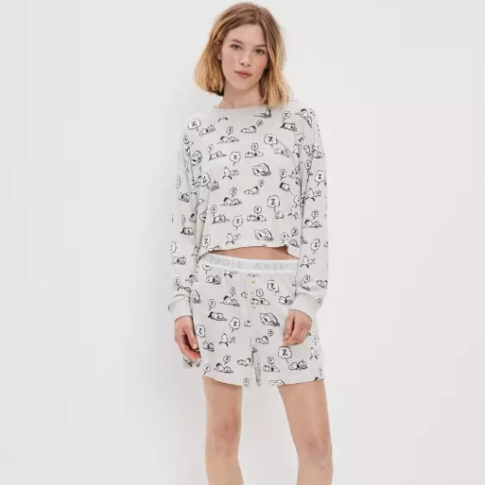 BNWT - AE Snoopy Plush PJ Set - XL